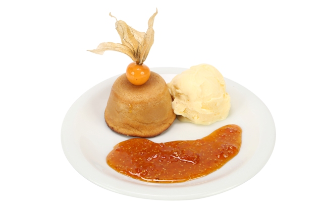 Petit Gateau de Doce de Leite com calda de Physalis