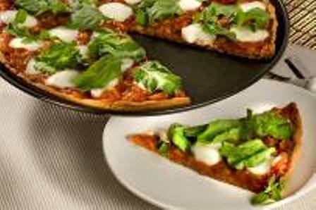 Pizza de Mussarela de Búfala com Rúcula