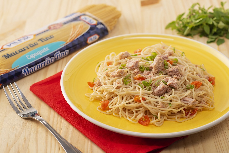 Espaguete com Atum