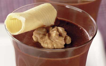 Mousse de chocolate com nozes e vinho do Porto