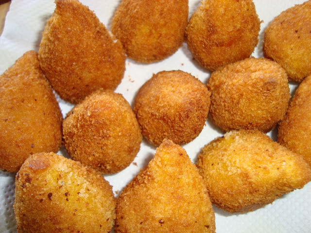 Coxinha de Mandioca e Cheddar