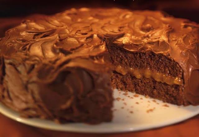 Bolo Suíço de Chocolate