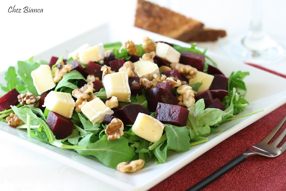 Salada com beterraba e Queijo Brie