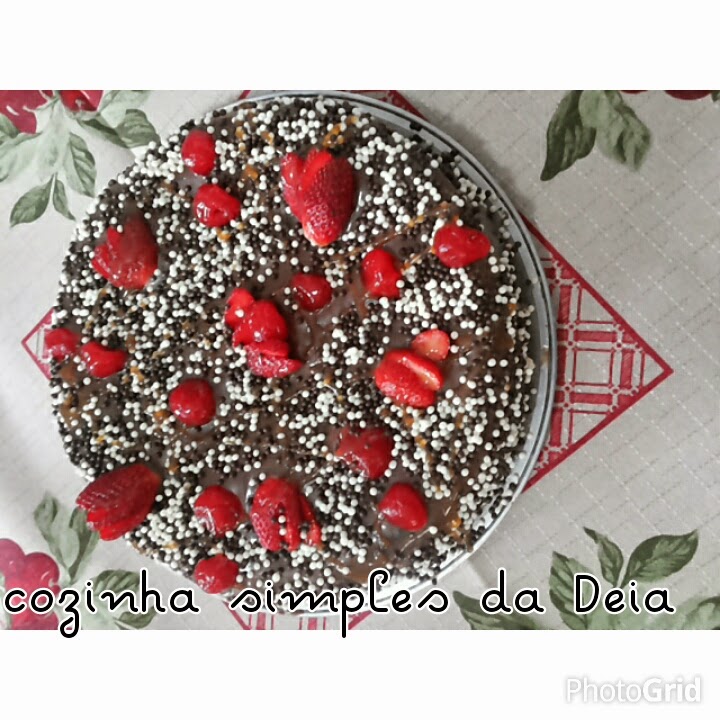 Bolo de Chocolate Recheado de Liquidificador